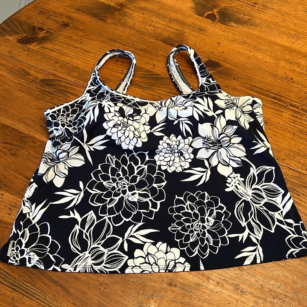 Tropical Escape Navy Blue & White Takini Size 22W